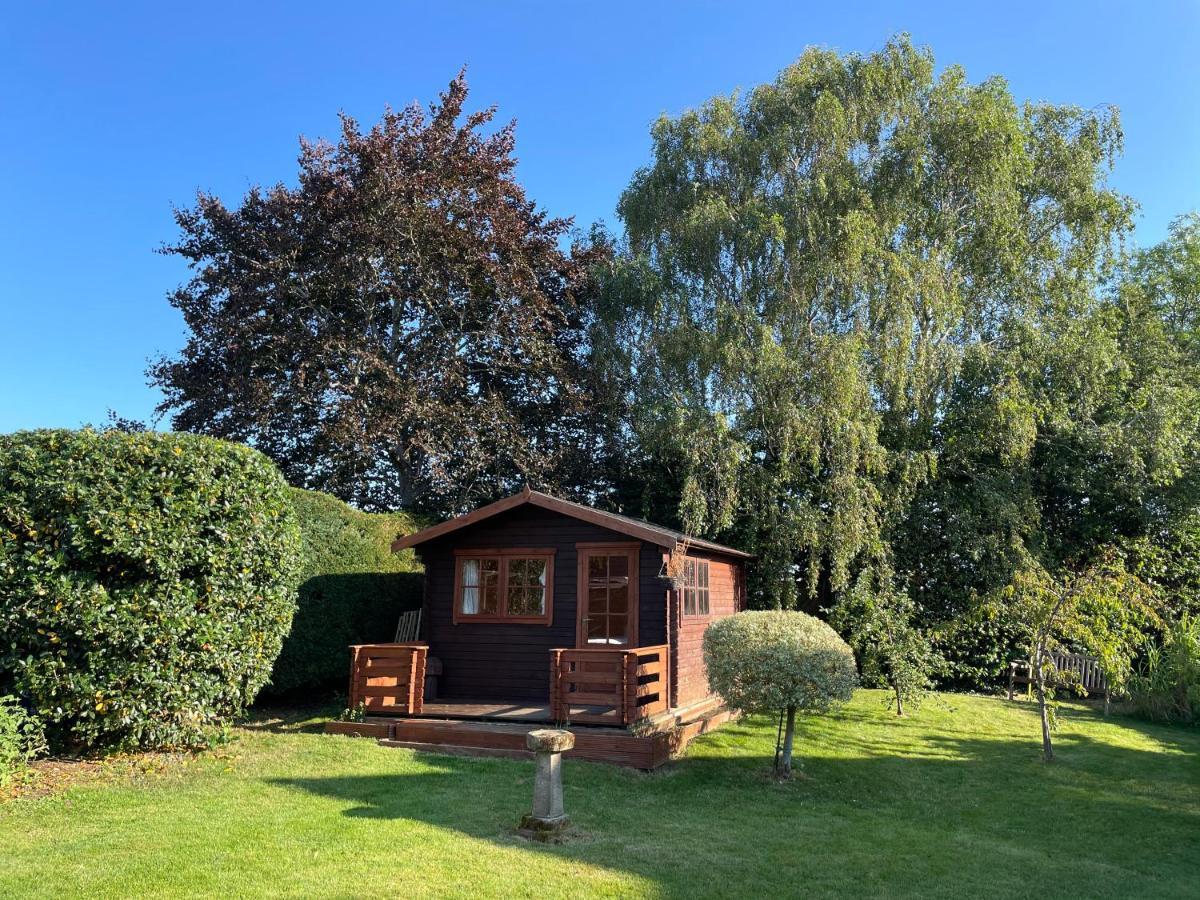 3 Bed Bungalow In Winchcombe, Cotswolds,Gloucester Exterior photo